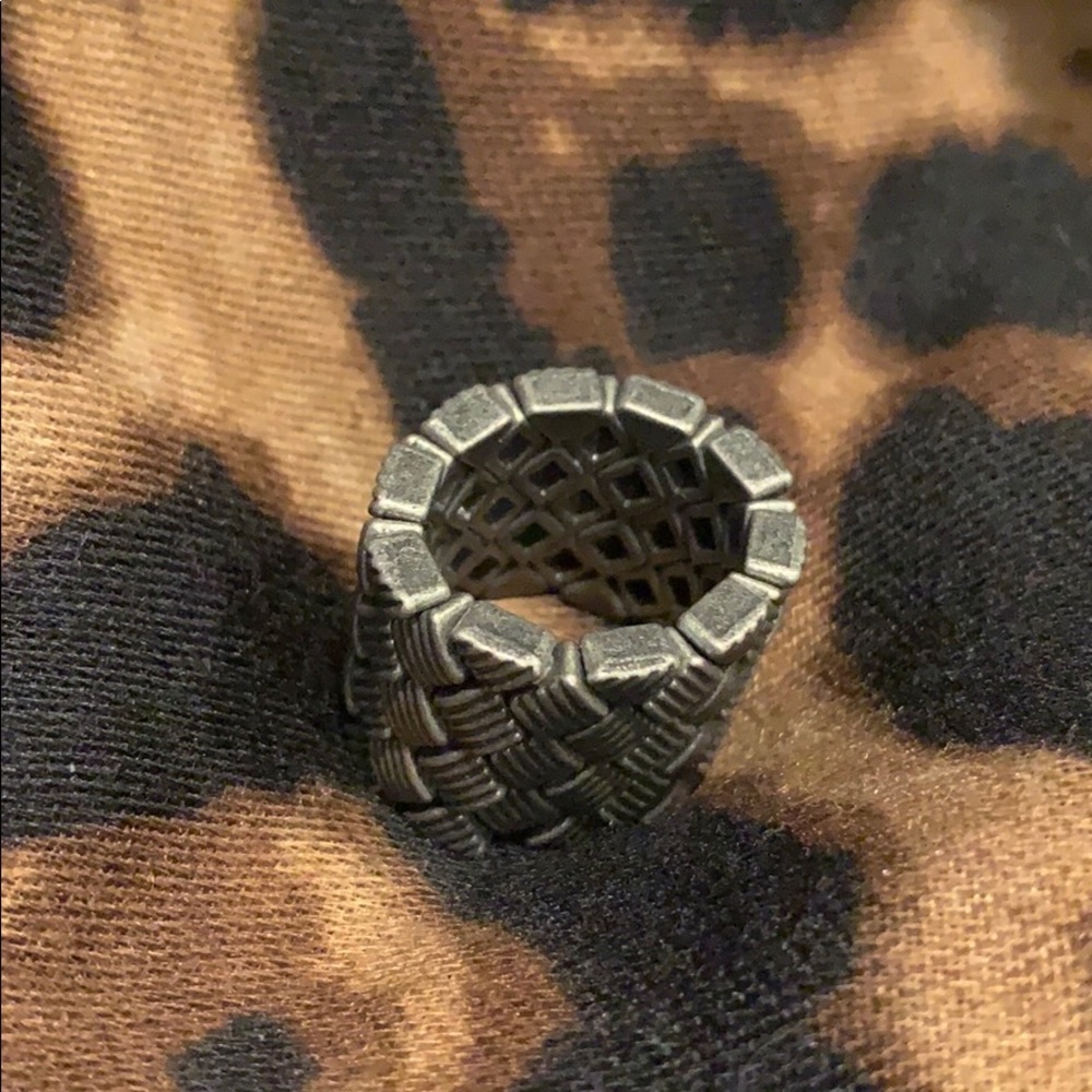 Braided stretch ring - Picture 3 of 4